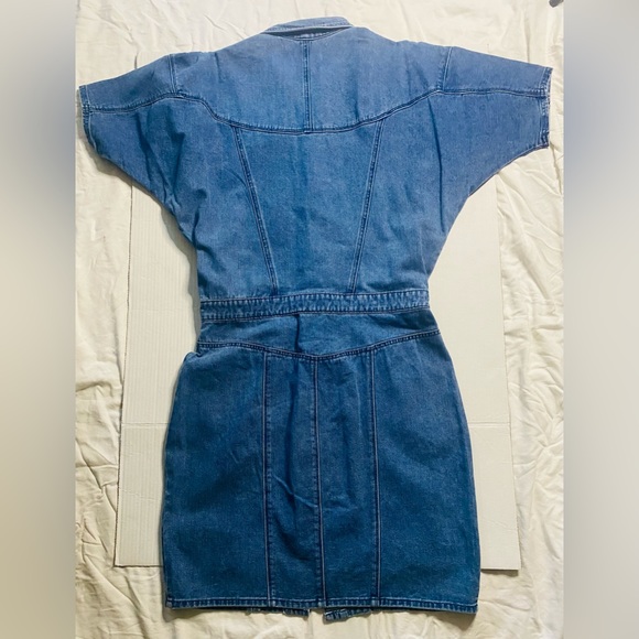 Christian Siriano x Gloria Vanderbilt denim button up dress. - Picture 2 of 5
